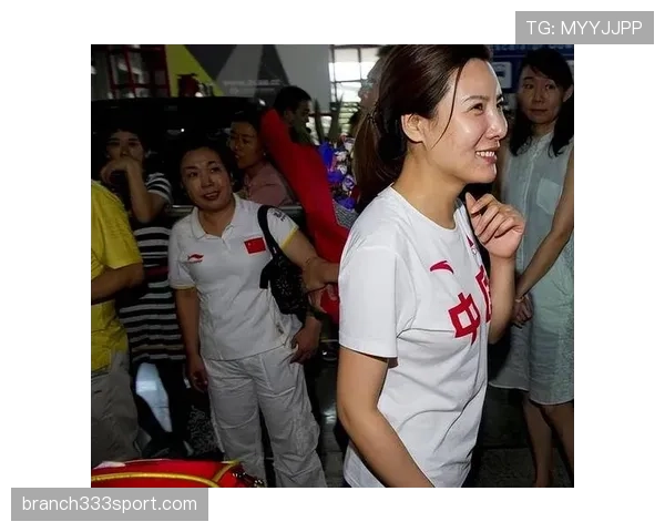 杜丽训练完顺手煮了碗面,这自律程度真的服了 杜丽训练完顺手煮了碗面,这自律程度真的服了